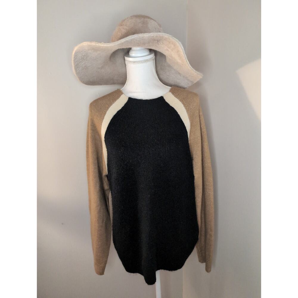 Blue Sky cozy dark green tan and ivory sweater